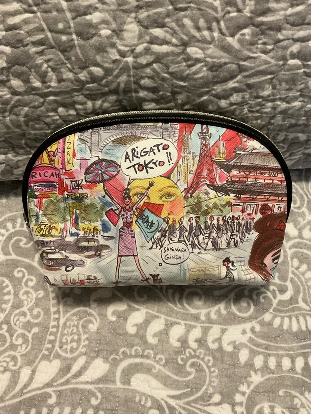 Izak Zenou I Love Japan / Arigato Tokyo Cosmetic Bag